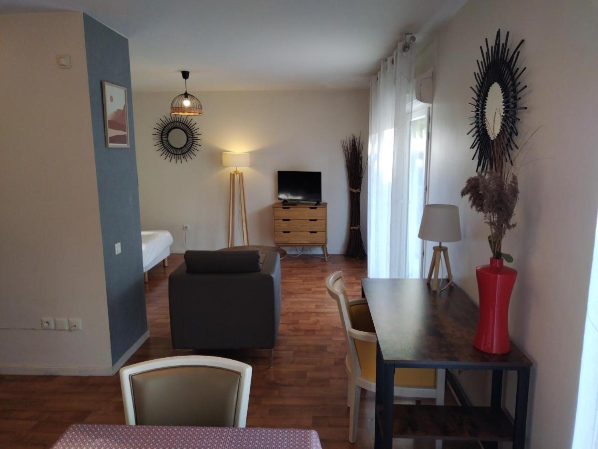 Résidence Carouge Appart Hôtel Brétigny-sur-Orge Exterior foto