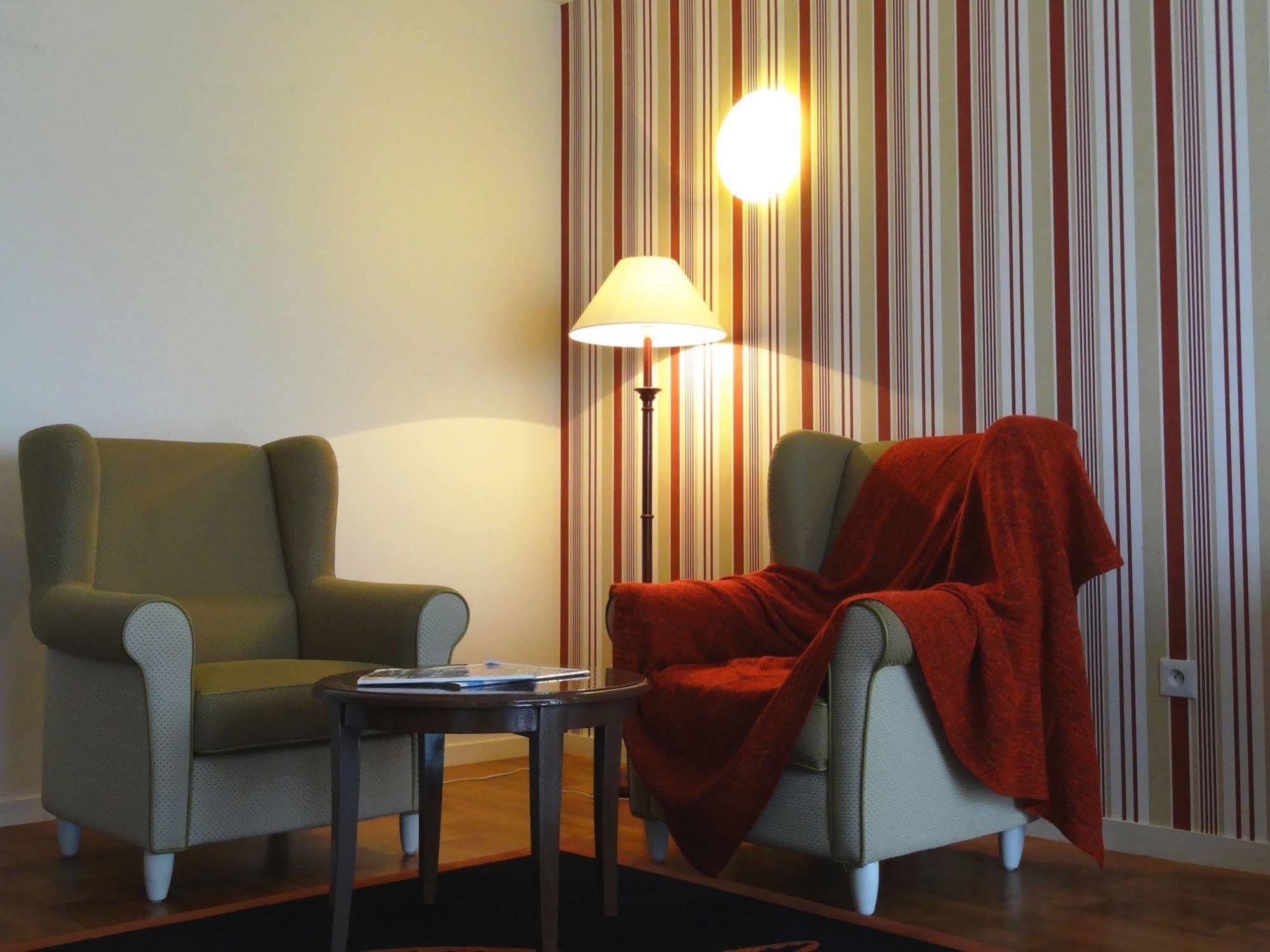 Résidence Carouge Appart Hôtel Brétigny-sur-Orge Exterior foto
